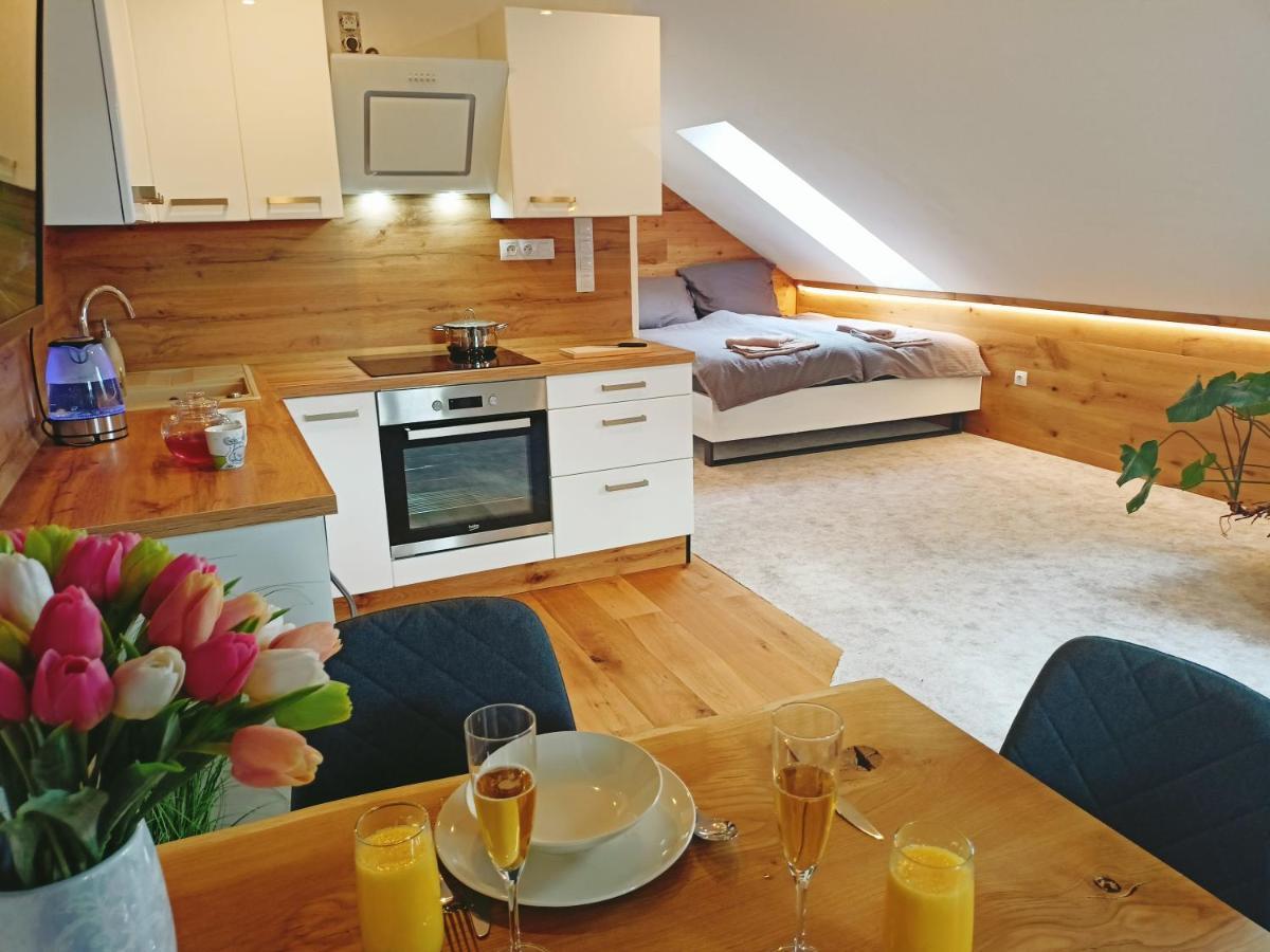 Apartmán u Ovečků - Nová Paka Esterno foto