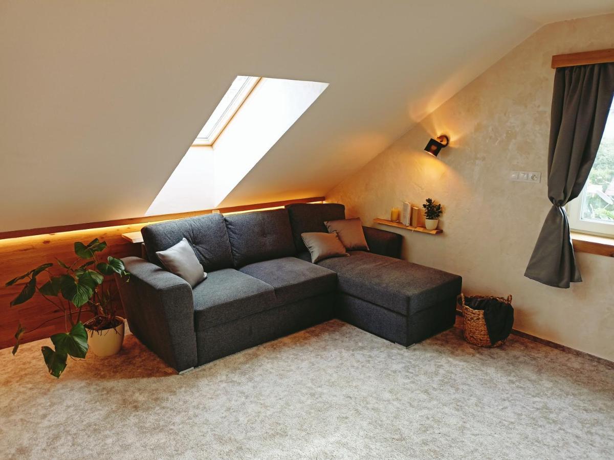 Apartmán u Ovečků - Nová Paka Esterno foto