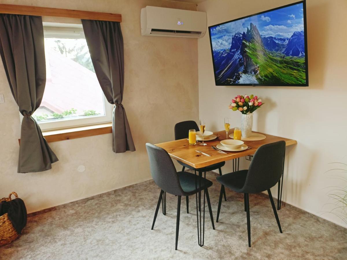 Apartmán u Ovečků - Nová Paka Esterno foto